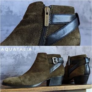 Aquatalia Farin brushed oil suede ankle boots in Herb green, size 7.5